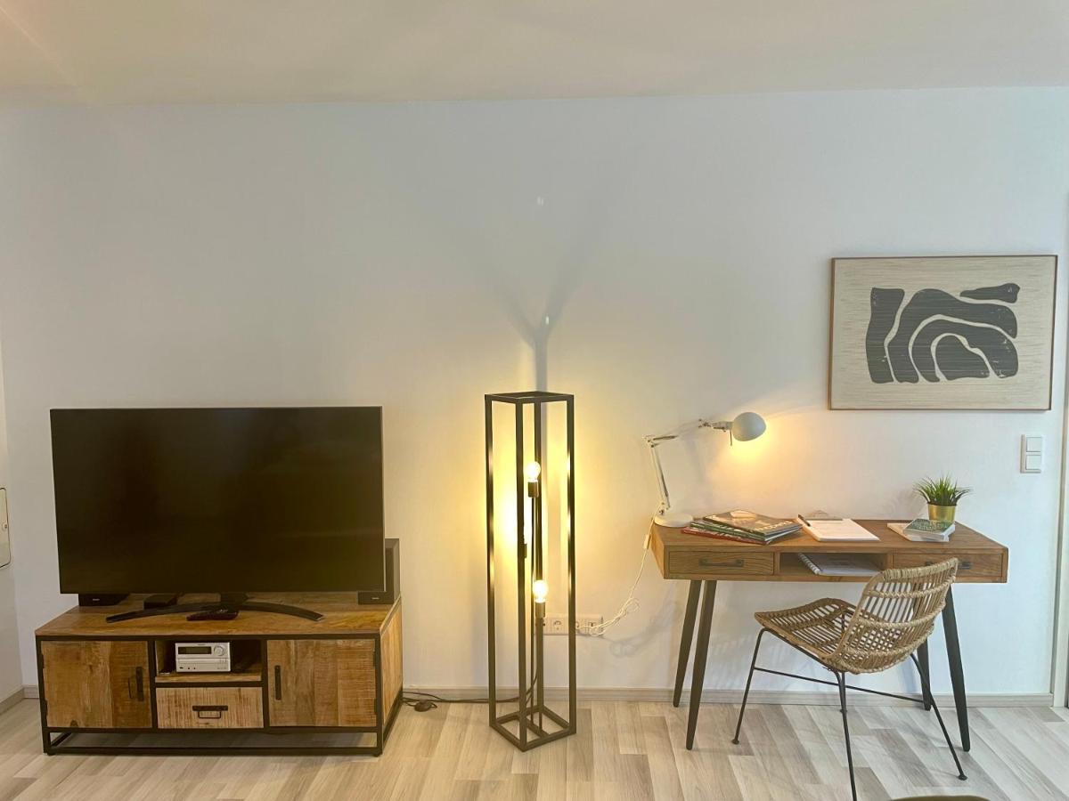 40Qm Wohlfuehl-Apartment Im Gruenen Mit Sorglospaket Wuppertal Dış mekan fotoğraf